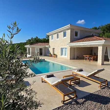 Casa Bacchus Villa